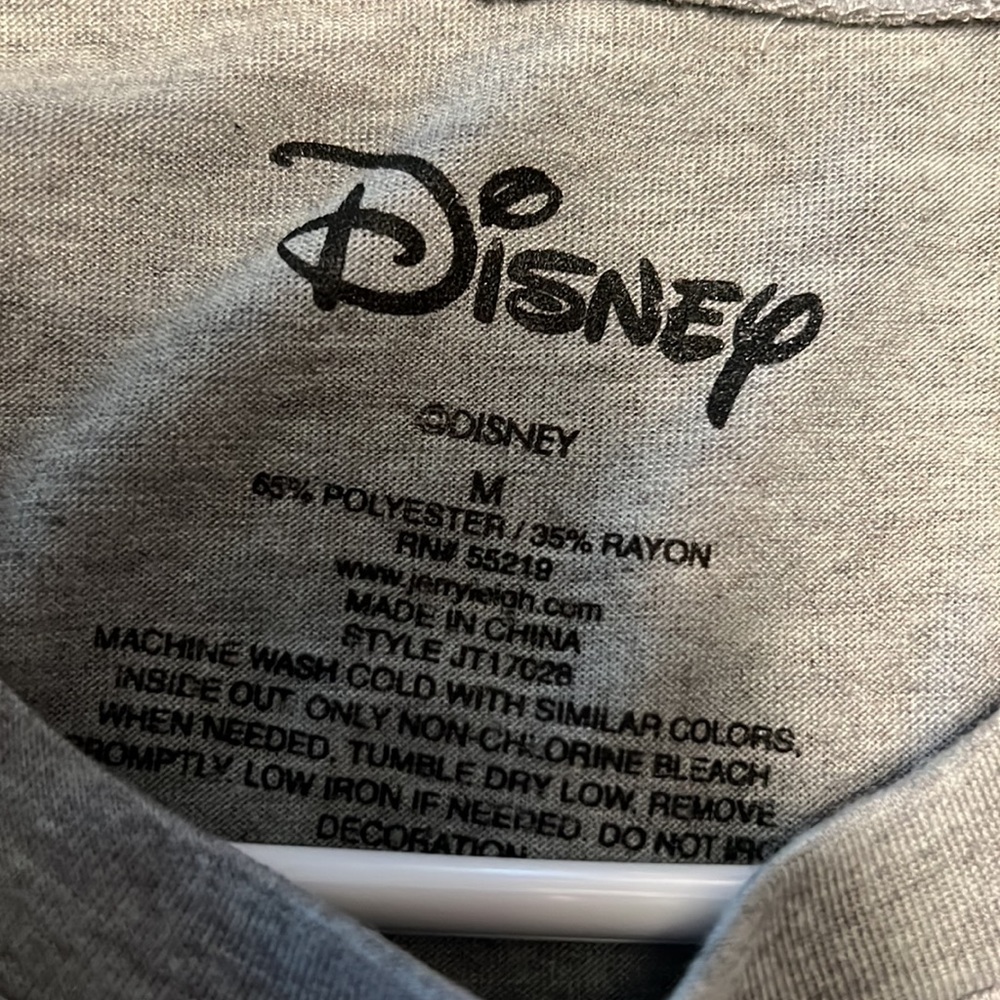 ☀️Minnie Mouse T-shirt☀️ - Picture 6 of 8